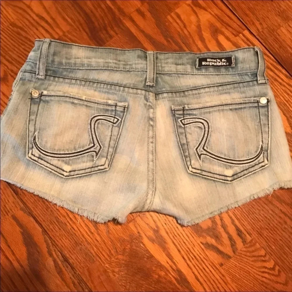 𝅺ROCK‎ & Republic shorts. Size 25 - Picture 2 of 5